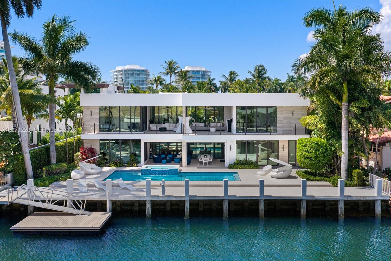 2519 Lucille Dr - 2519 Lucille Dr, Fort Lauderdale, FL 33316 Luxury Property | Jose Angel Pina