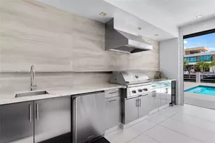 2519 Lucille Dr, Fort Lauderdale, FL 33316 - Photo 47