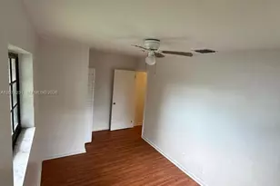 2065 NE 139th St, North Miami Beach, FL 33181 - Photo 21