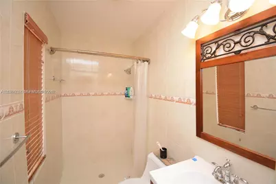 10301 SW 199th St, Cutler Bay, FL 33157 - Photo 11