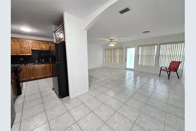 515 Hunter St, West Palm Beach, FL 33405 - Photo 5