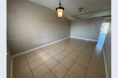 6940 NW 179th St #404-7, Hialeah, FL 33015 - Photo 3