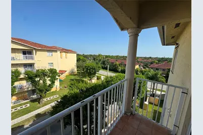 6940 NW 179th St #404-7, Hialeah, FL 33015 - Photo 29