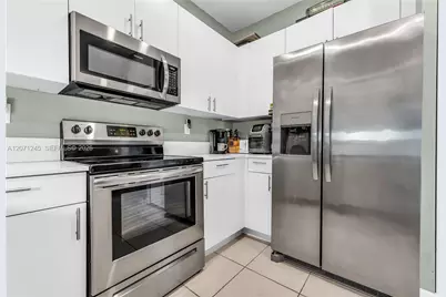 20397 NW 6th Pl, Miami Gardens, FL 33169 - Photo 9