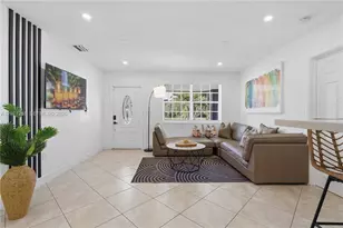 1298 NE 199th St, Miami, FL 33179 - Photo 5