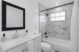 1298 NE 199th St, Miami, FL 33179 - Photo 15