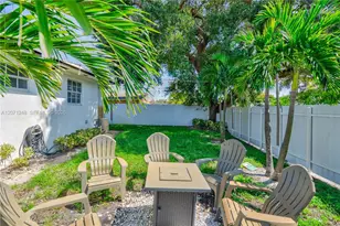 1298 NE 199th St, Miami, FL 33179 - Photo 23