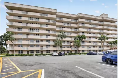 250 Jacaranda Dr #703, Plantation, FL 33324 - Photo 47