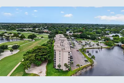 250 Jacaranda Dr #703, Plantation, FL 33324 - Photo 41