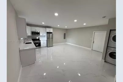 17690 NE 19th Ave #0, North Miami Beach, FL 33162 - Photo 5