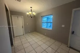 2571 NW 5th St, Pompano Beach, FL 33069 - Photo 5