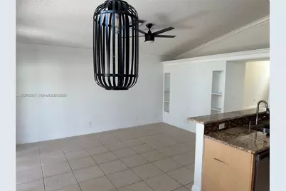 13274 NW 15th Ct, Pembroke Pines, FL 33028 - Photo 15