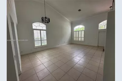 13274 NW 15th Ct, Pembroke Pines, FL 33028 - Photo 7