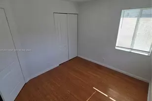 21250 NE 8th Pl, Miami, FL 33179 - Photo 17