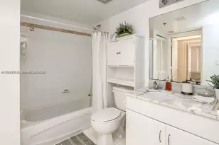 1200 Brickell Bay Dr, Miami, FL 33131 - Photo 7