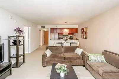 1200 Brickell Bay Dr #1518, Miami, FL 33131 - Photo 3