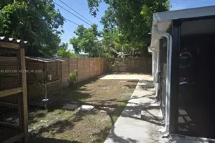 18360 NE 22nd Ave, North Miami Beach, FL 33160 - Photo 21