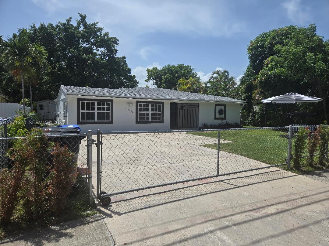 18360 NE 22nd Ave - 18360 NE 22nd Ave, North Miami Beach, FL 33160 Luxury Property | Jose Angel Pina