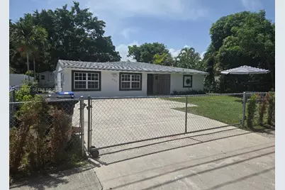 18360 NE 22nd Ave, North Miami Beach, FL 33160 - Photo 1