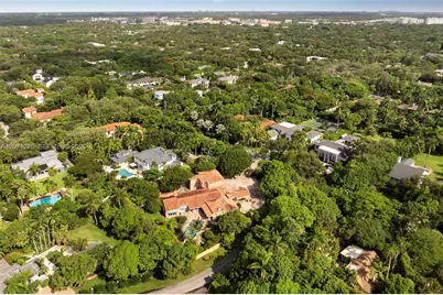 4820 SW 82nd St, Miami, FL 33143 - Photo 5