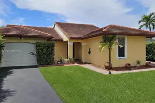 7142 SW 103rd Court Cir, Miami, FL 33173 - Photo 1