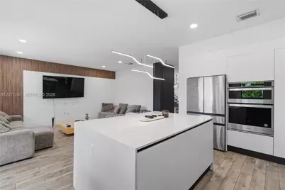 9400 W 35th Ln, Hialeah, FL 33018 - Photo 15