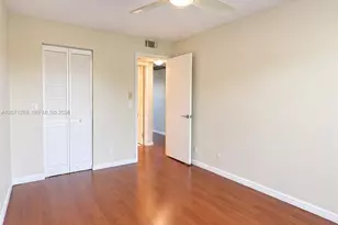 13450 SW 3rd St, Pembroke Pines, FL 33027 - Photo 15
