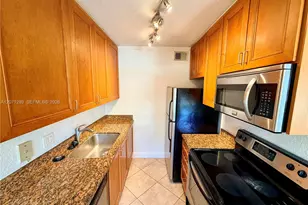 1460 NE 18th St, Fort Lauderdale, FL 33305 - Photo 5