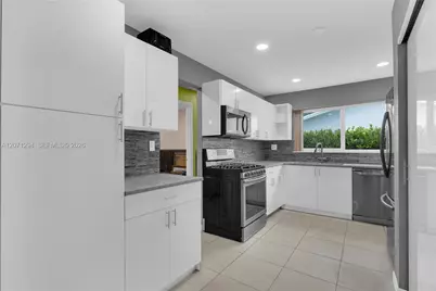 12900 SW 81st St, Miami, FL 33183 - Photo 9