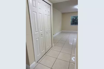 215 Lakeview Dr #105, Weston, FL 33326 - Photo 15