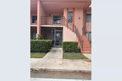 215 Lakeview Dr #105, Weston, FL 33326 - Photo 1