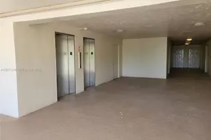 3090 N Course Dr, Pompano Beach, FL 33069 - Photo 27