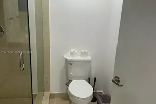 485 Brickell Ave, Miami, FL 33131 - Photo 17