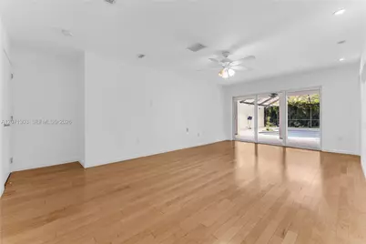 11890 SW 72nd Pl, Pinecrest, FL 33156 - Photo 15