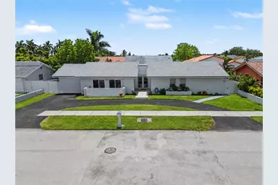 13710 SW 18th Ter, Miami, FL 33175 - Photo 19