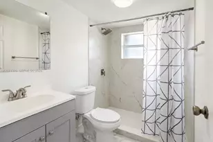 6605 W 26th Dr, Hialeah, FL 33016 - Photo 3