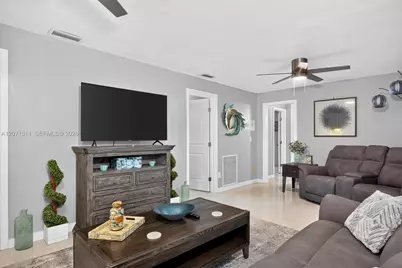 1633 Edith Esplande, Cape Coral, FL 33904 - Photo 25