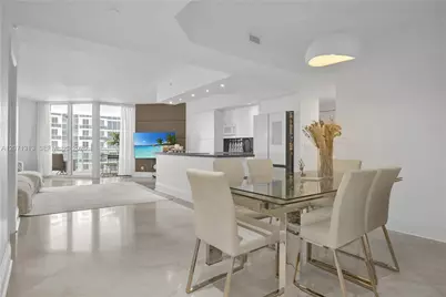 4775 Collins Ave #2908, Miami Beach, FL 33140 - Photo 3