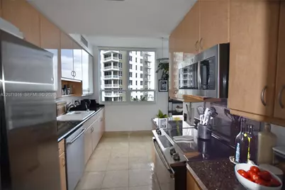 801 Brickell Key Blvd #701, Miami, FL 33131 - Photo 7