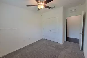 8247 Tanager Sq, New Port Richey, FL 34655 - Photo 17