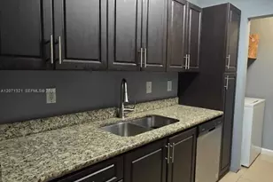 8787 NW 39th St, Sunrise, FL 33351 - Photo 5
