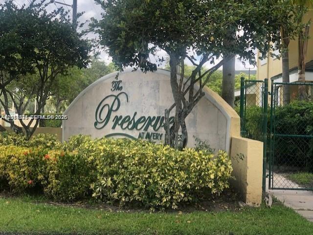 8787 NW 39th St - 8787 NW 39th St, Sunrise, FL 33351 Luxury Property | Jose Angel Pina