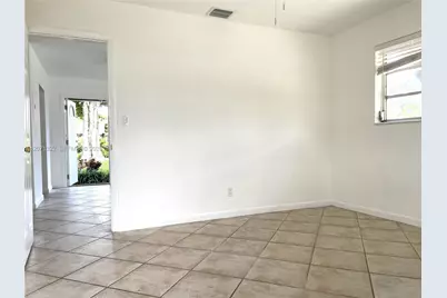 225 NW 23rd St #1, Wilton Manors, FL 33311 - Photo 13