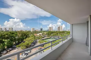 20355 NE 34th Ct, Aventura, FL 33180 - Photo 15