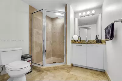 41 SE 5th St #908, Miami, FL 33131 - Photo 11