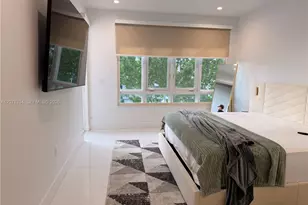 10330 NW 66th St, Doral, FL 33178 - Photo 17