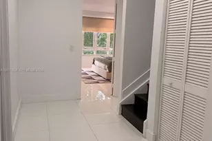 10330 NW 66th St, Doral, FL 33178 - Photo 15