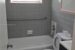 934 Meridian Ave, Miami Beach, FL 33139 - Photo 5