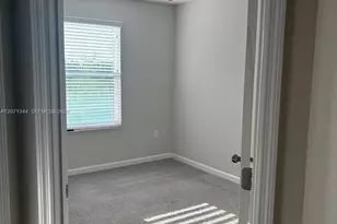 2835 Narcoossee Cmns Wy, Saint Cloud, FL 34771 - Photo 35