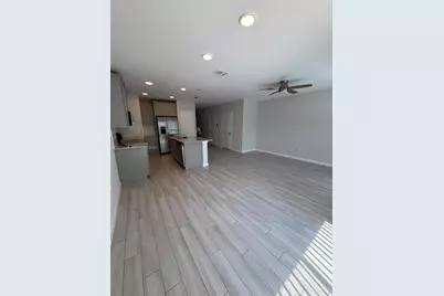 2835 Narcoossee Commons Way, Saint Cloud, FL 34771 - Photo 9